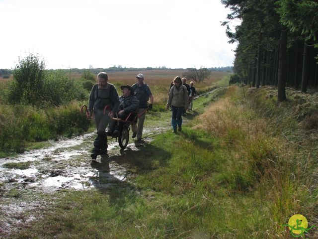 randonnée sportive avec joëlettes, Ovifat, 2012